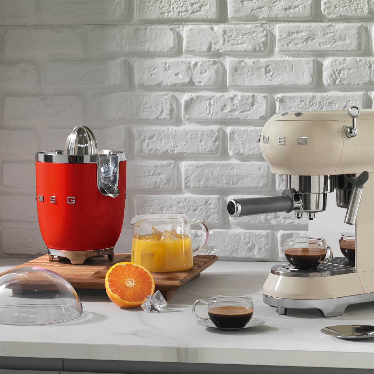 Smeg 50's Style Citruspress Röd