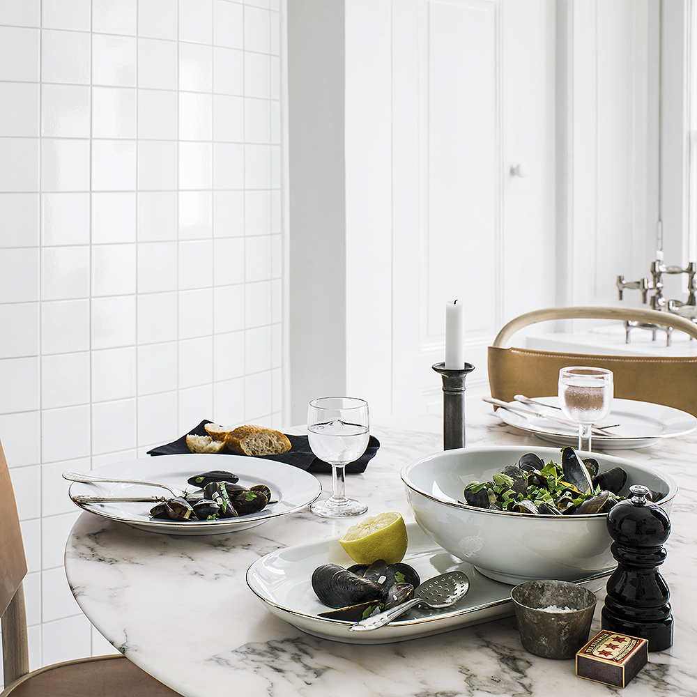 Corona Tallrik djup 24 cm