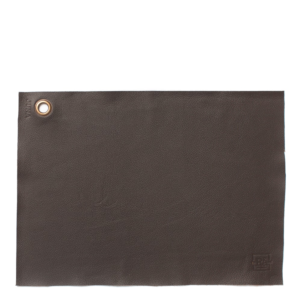 Rå Tablett 43 x 30 cm Brun