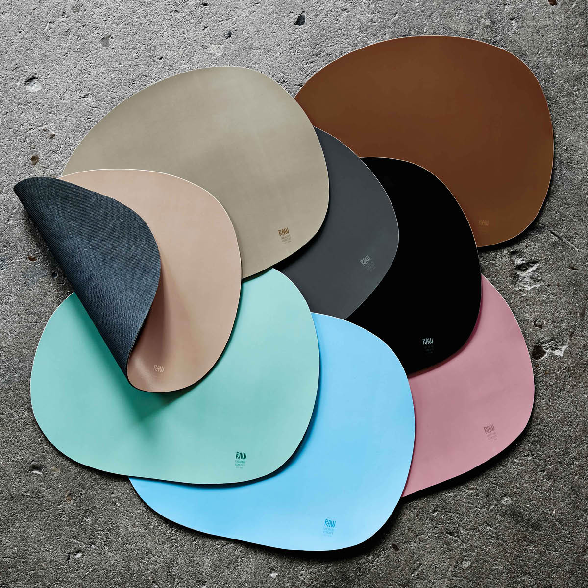 Raw Bordstablett 41x33,5 cm Svart