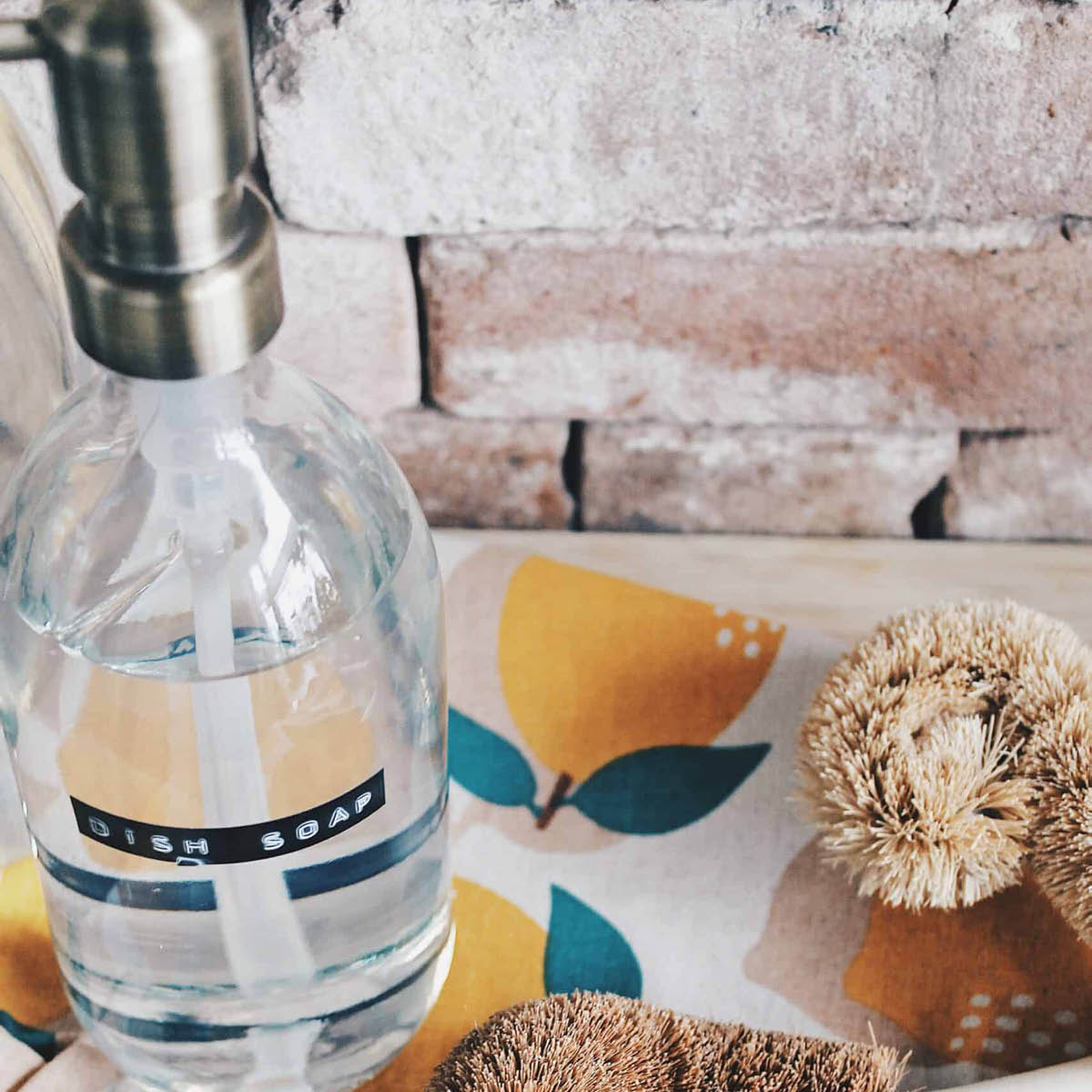 Diskmedel med pump 0,5 L Mässing/Klar