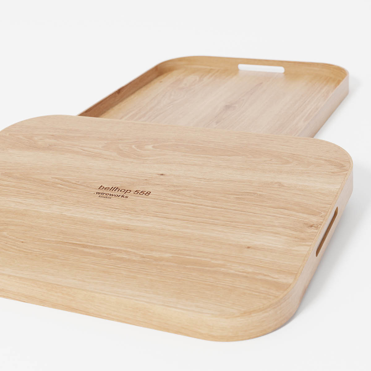 Bellhop 558 Serveringsbricka rektangulär 56 cm Ek