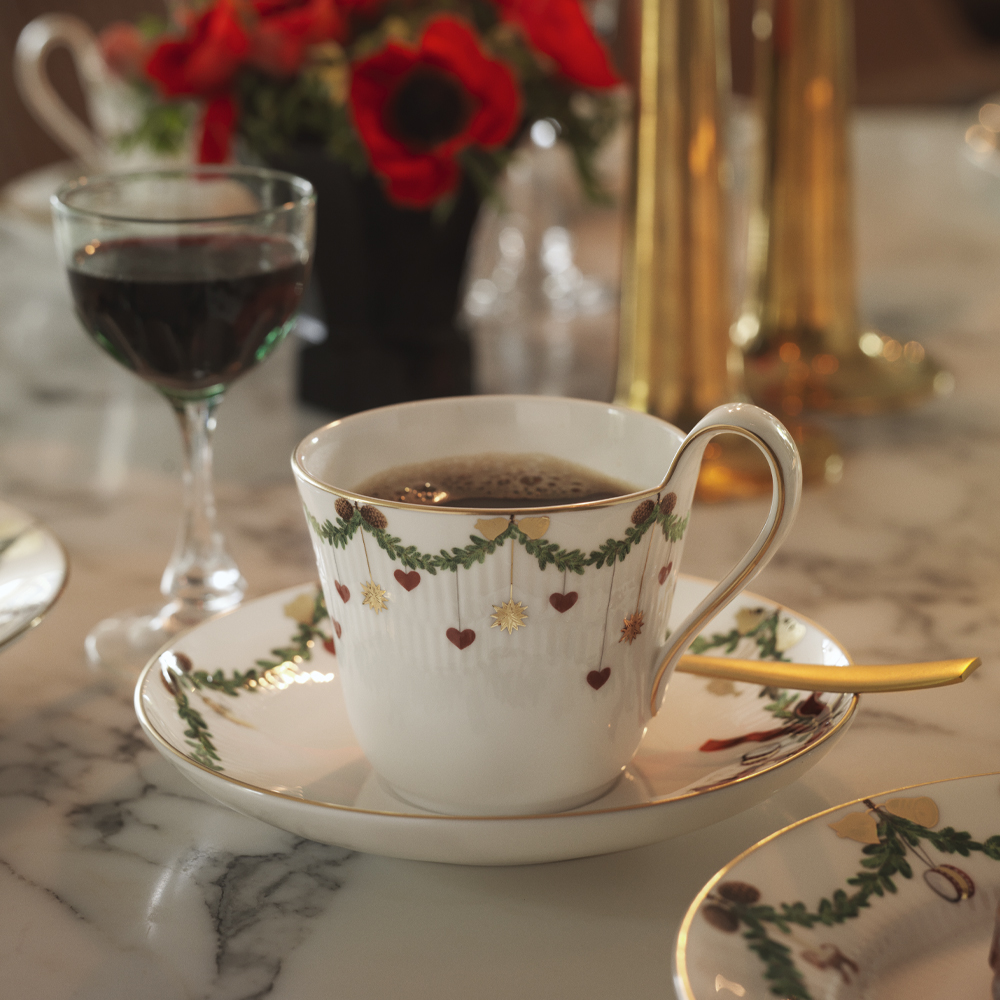 Star Fluted Christmas Kopp med Fat 24 cl