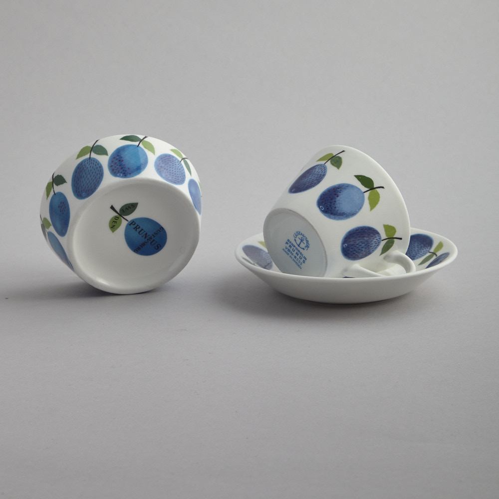 Prunus kaffekopp med fat och sockersk&aring;l