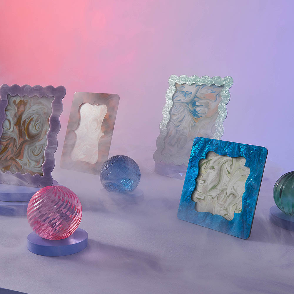 Sphere Brevpress Glas 9 cm Lila