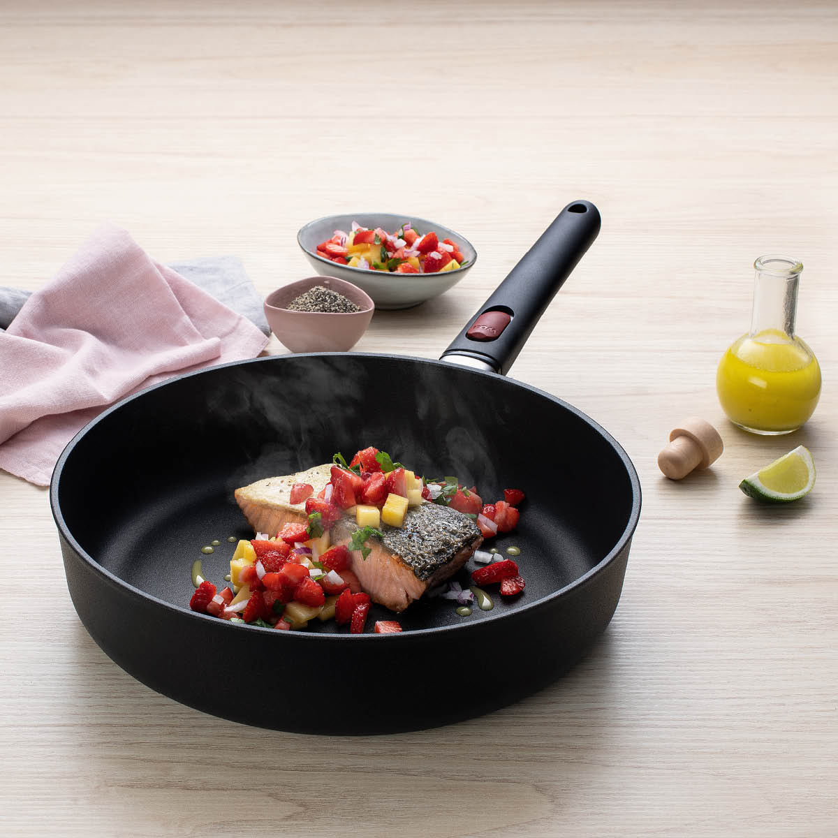 Eco Lite Stekpanna med Avtagbart Handtag 24 cm