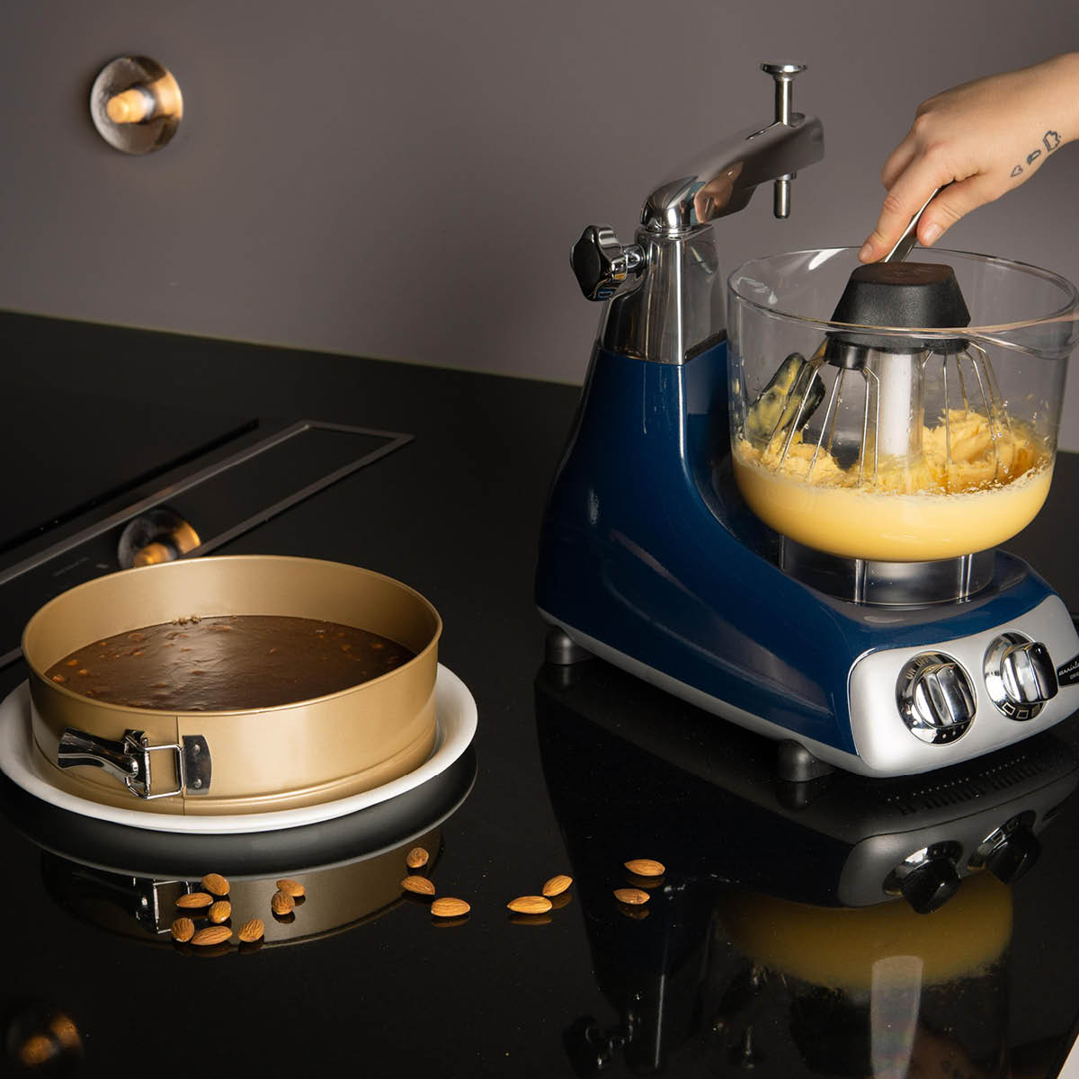 bAYk Kakfat M/Springform Och Lock 26 cm Guld