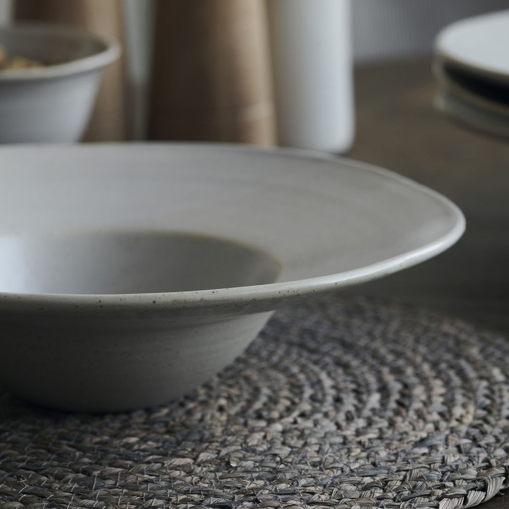 Pion Pastatallrik 25 cm Grå/Vit