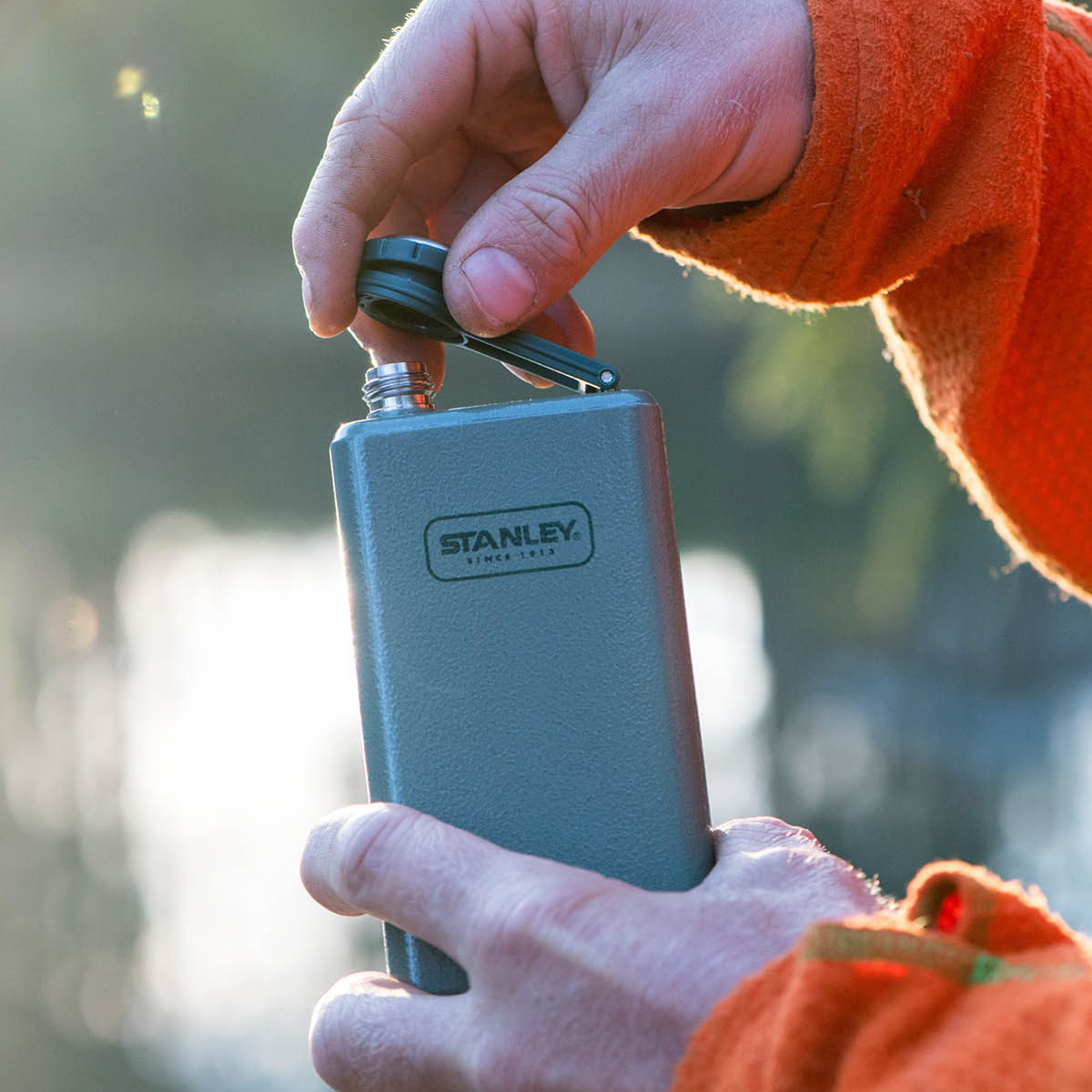 Tursett Adventure Gåvoset Flaska + Shotglas Grön