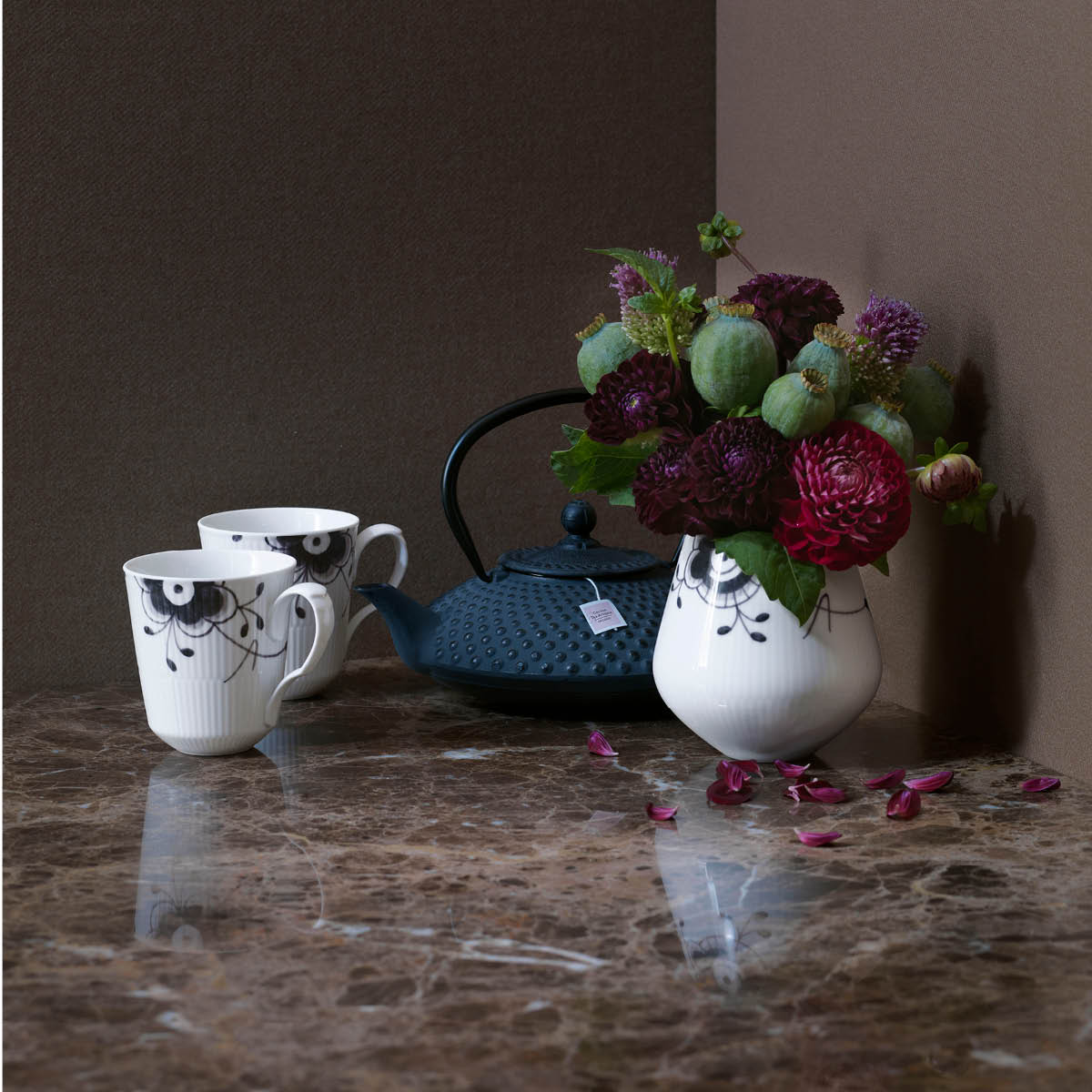 Black Fluted Mega Mugg 37 cl 2-pack