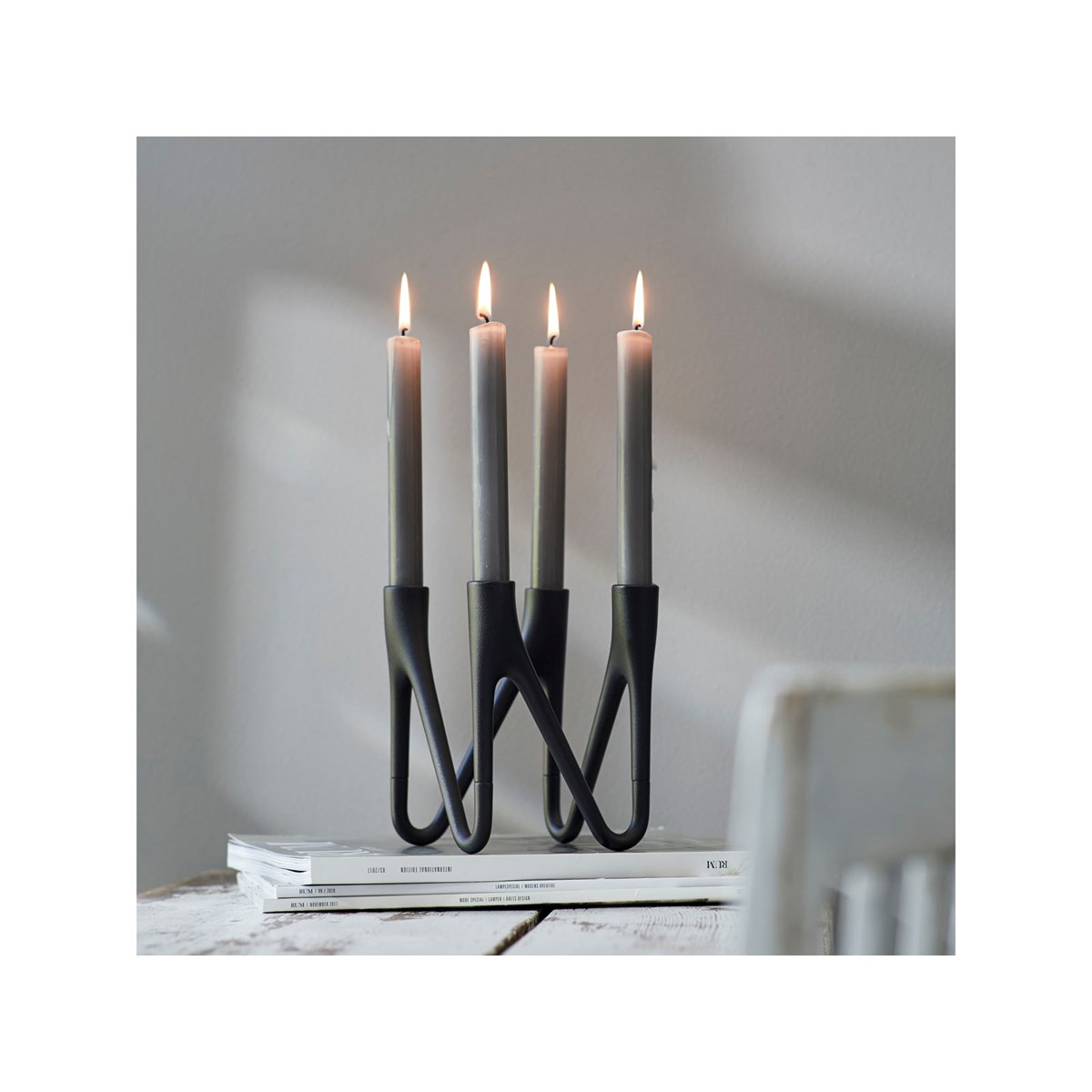 Roots Ljusstake 4 ljus Svart