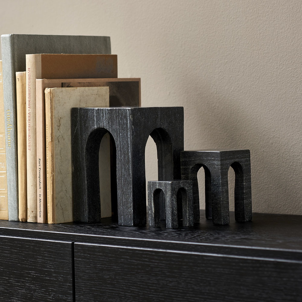 Arkis Skulptur Marmor 17 cm Svart