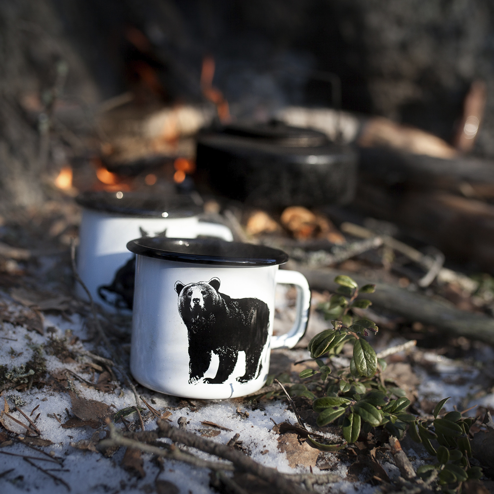 Nordic Emaljmugg Björnen 37 cl Vit