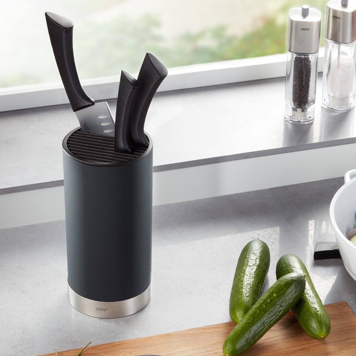 Knivblock 22 cm Svart