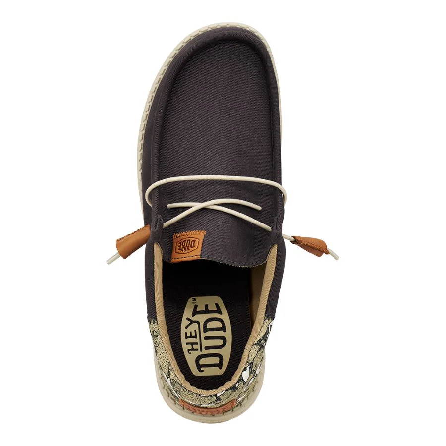 Wally Funk Fish Camo - Black