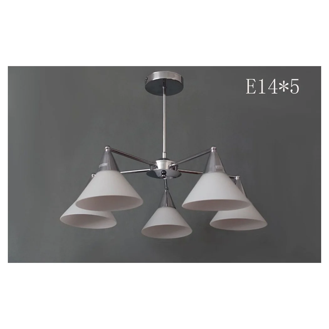 Araña de 5 brazos de metal plateado con taza en vaso de techo moderno 00880