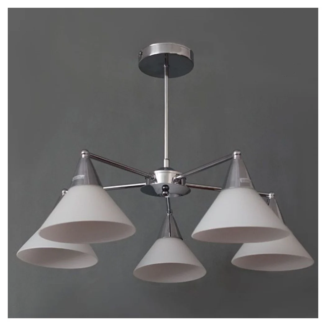 Araña de 5 brazos de metal plateado con taza en vaso de techo moderno 00880