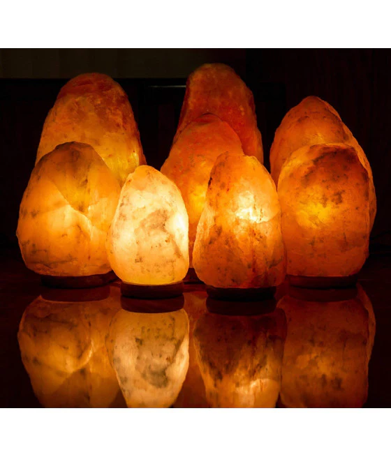 Lámpara de mesa negra con mesa de noche de cobre antiguo Mesa de noche 220x170x505mm