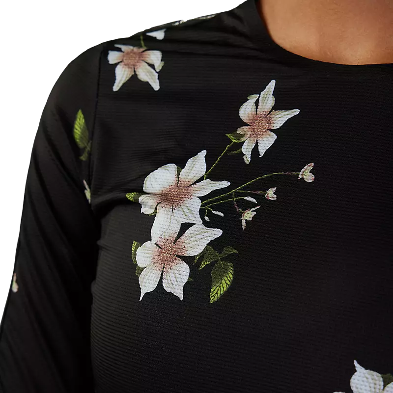 Womens Flexair Ascent Dogwood Jersey