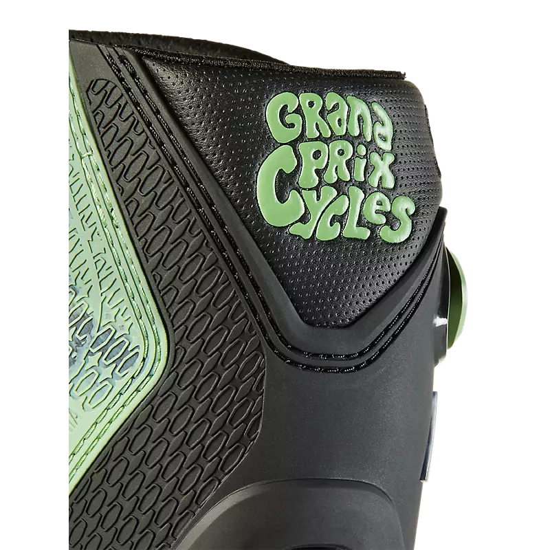 Instinct Founder's Edition Boots