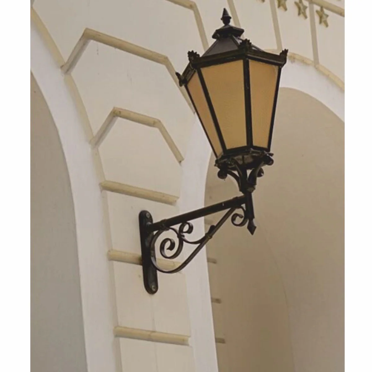 Casa Padrino l¨¢mpara de pared de exteriores barroco negro / ¨¢mbar A. 126,5 cm - iluminaci¨®n exterior nost¨¢lgica