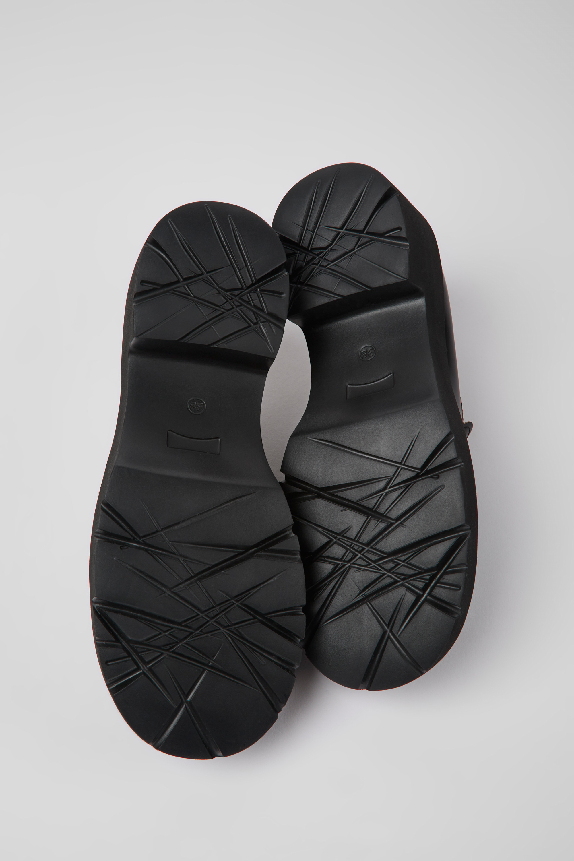 Milah - Black leather loafers for women