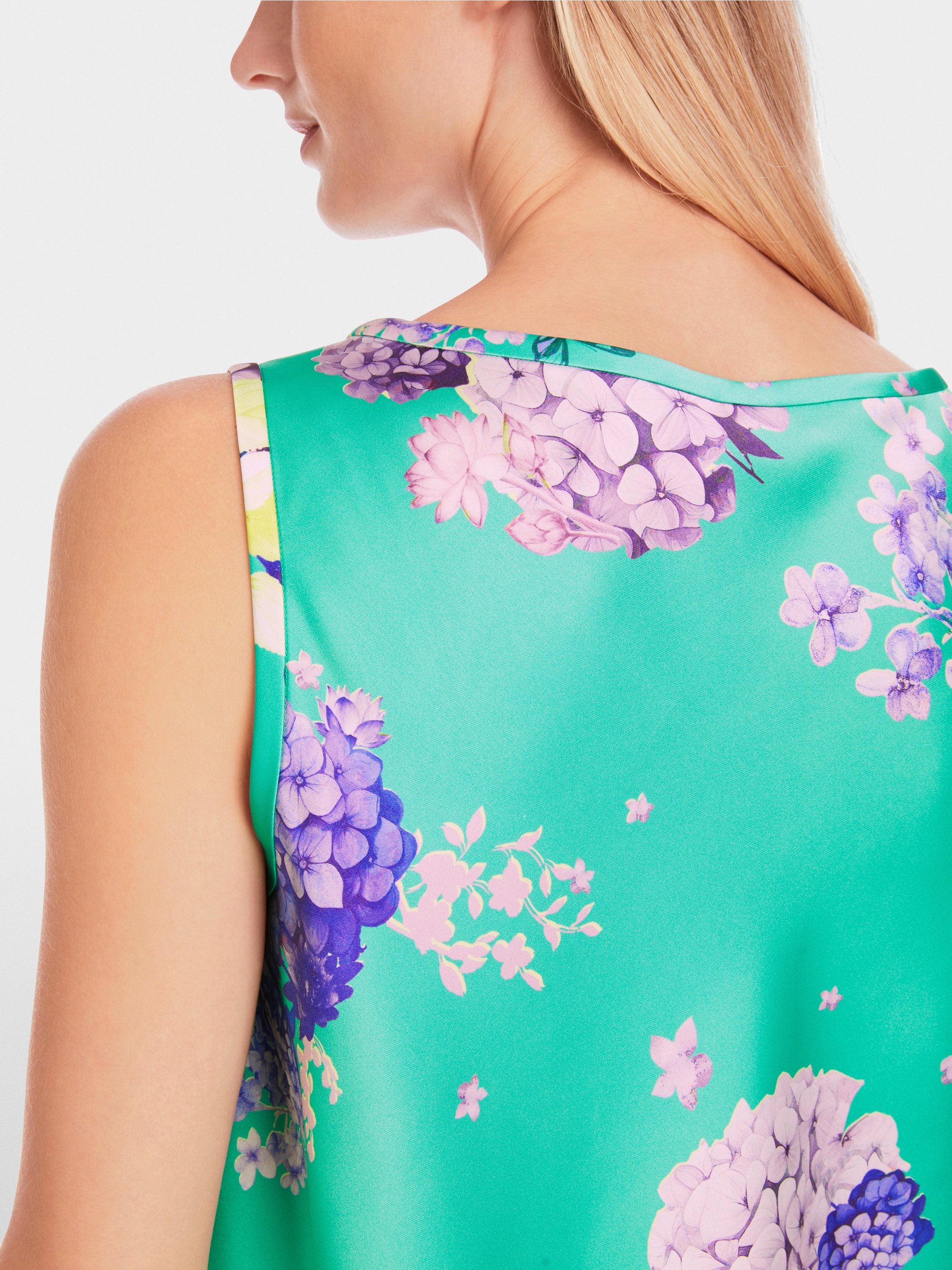 Marc-Cain Rethink Together satin top