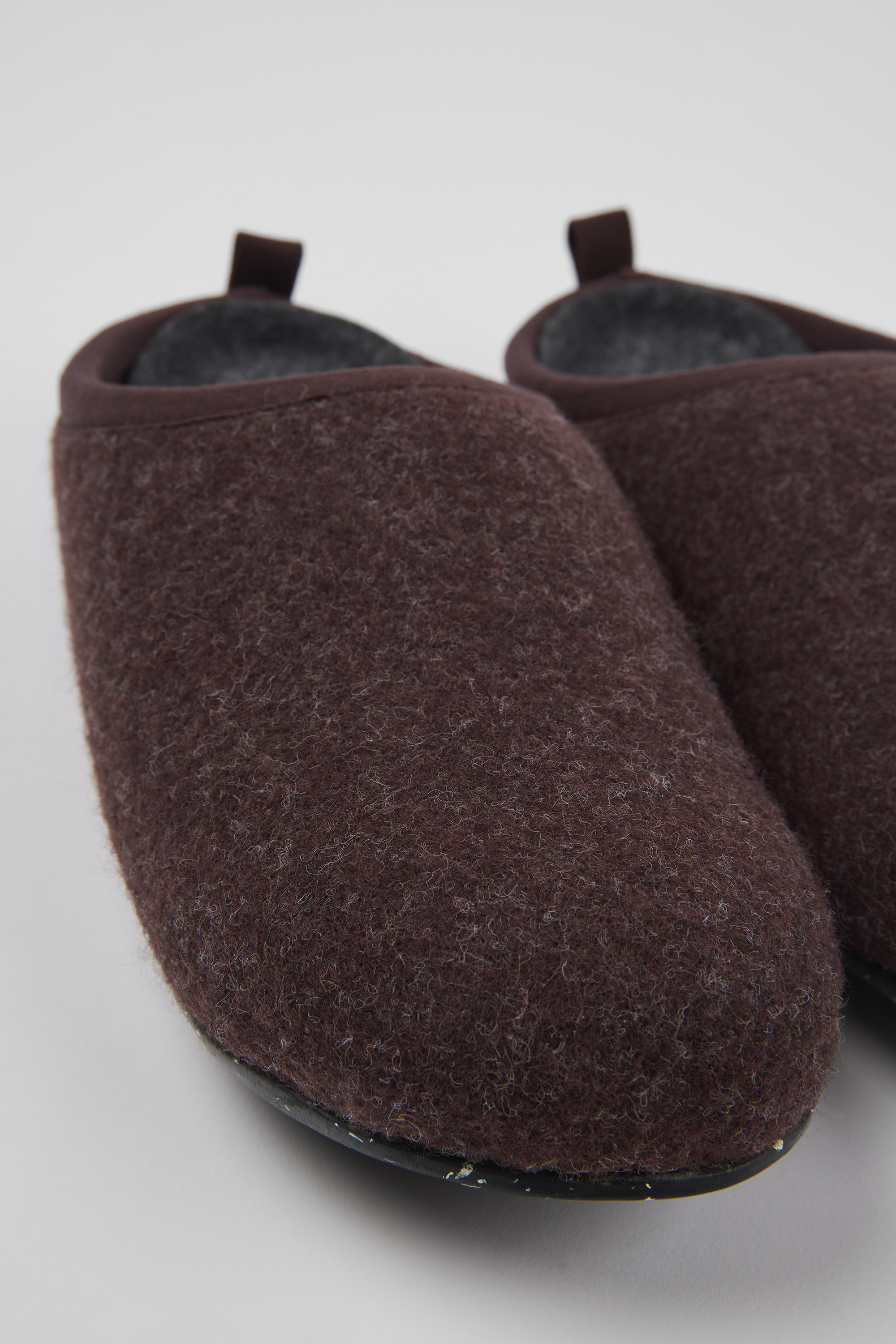 Wabi - Burgundy wool slippers for women