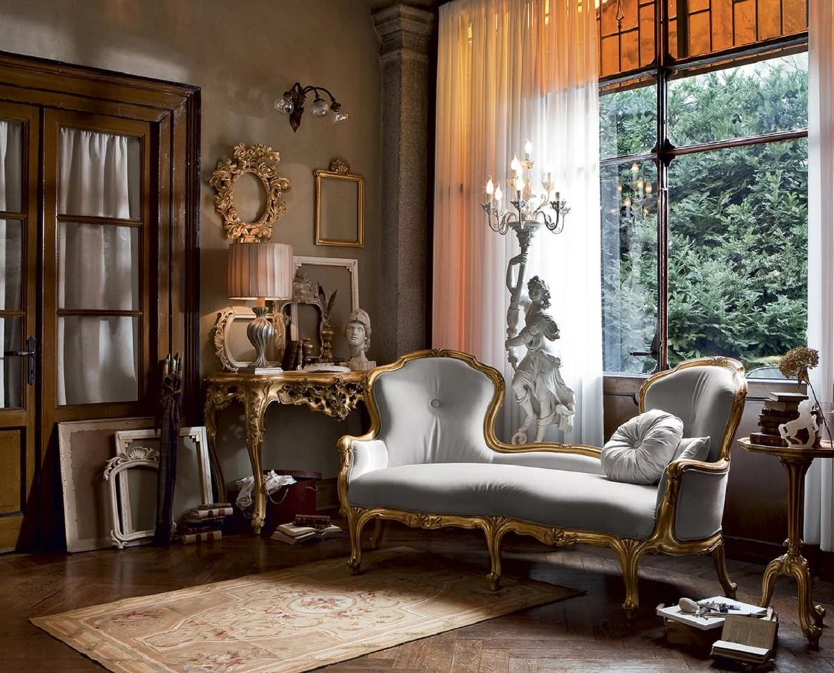 Casa Padrino mesa auxiliar barroco de lujo oro antiguo - Magn¨ªfica mesa de madera maciza de 3 patas de estilo barroco - Muebles de lujo estilo barroco - Calidad de lujo - Hecho en Italia