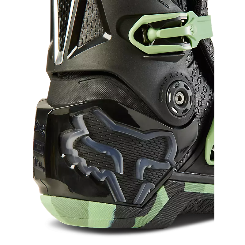 Instinct Founder's Edition Boots