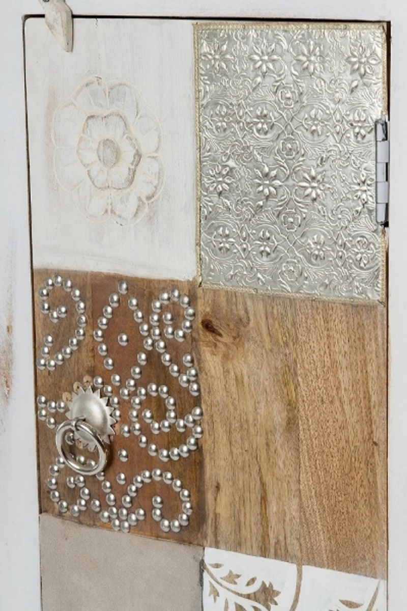 Casa Padrino cómoda de estilo campestre shabby chic blanco antiguo / multicolor 40 x 32 x H. 90 cm - Pequeño Gabinete de Estilo Campestre con Puerta