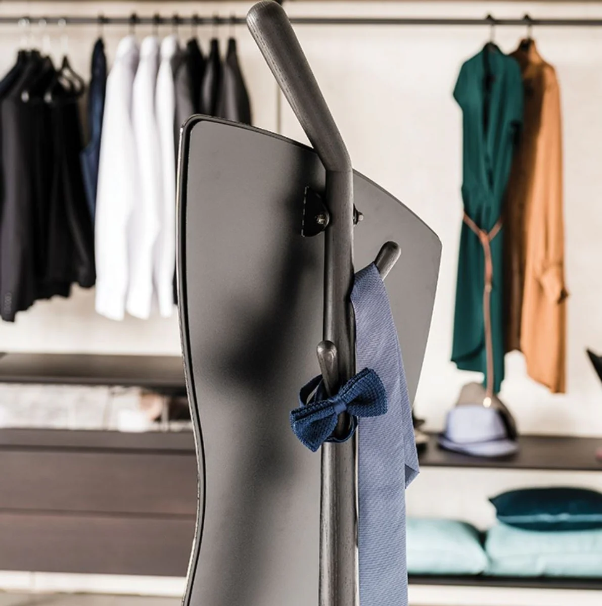 Casa Padrino espejo de pie de lujo negro 36 x A. 180 cm - Espejo de Dormitorio - Espejo de Hotel - Espejo Boutique - Calidad de Lujo - Hecho en Italia