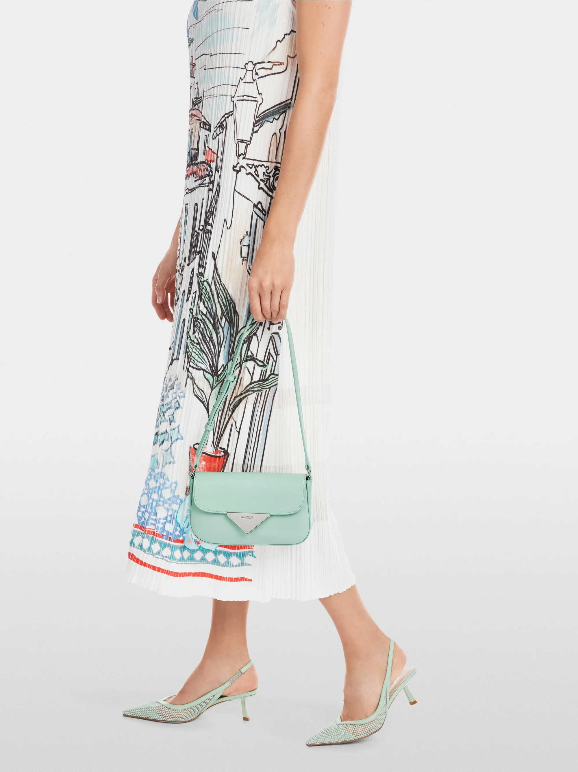 Marc-Cain Shoulder bag with metal fastener