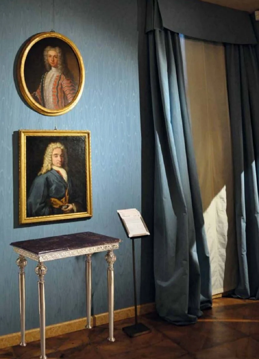 Casa Padrino consola barroco de lujo oro / negro 64 x 31 x A. 80 cm - Consola de lat¨®n noble con tapa de m¨¢rmol - Muebles Barrocos