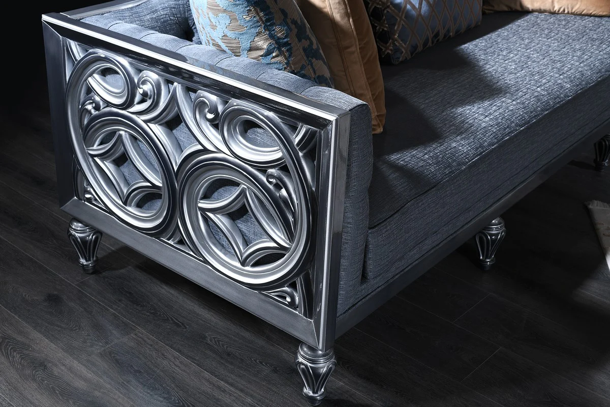 Casa Padrino Sof¨¢ Chesterfield Barroco de Lujo Azul / Plata 250 x 92 x H. 85 cm - Muebles de Sala en Estilo Barroco