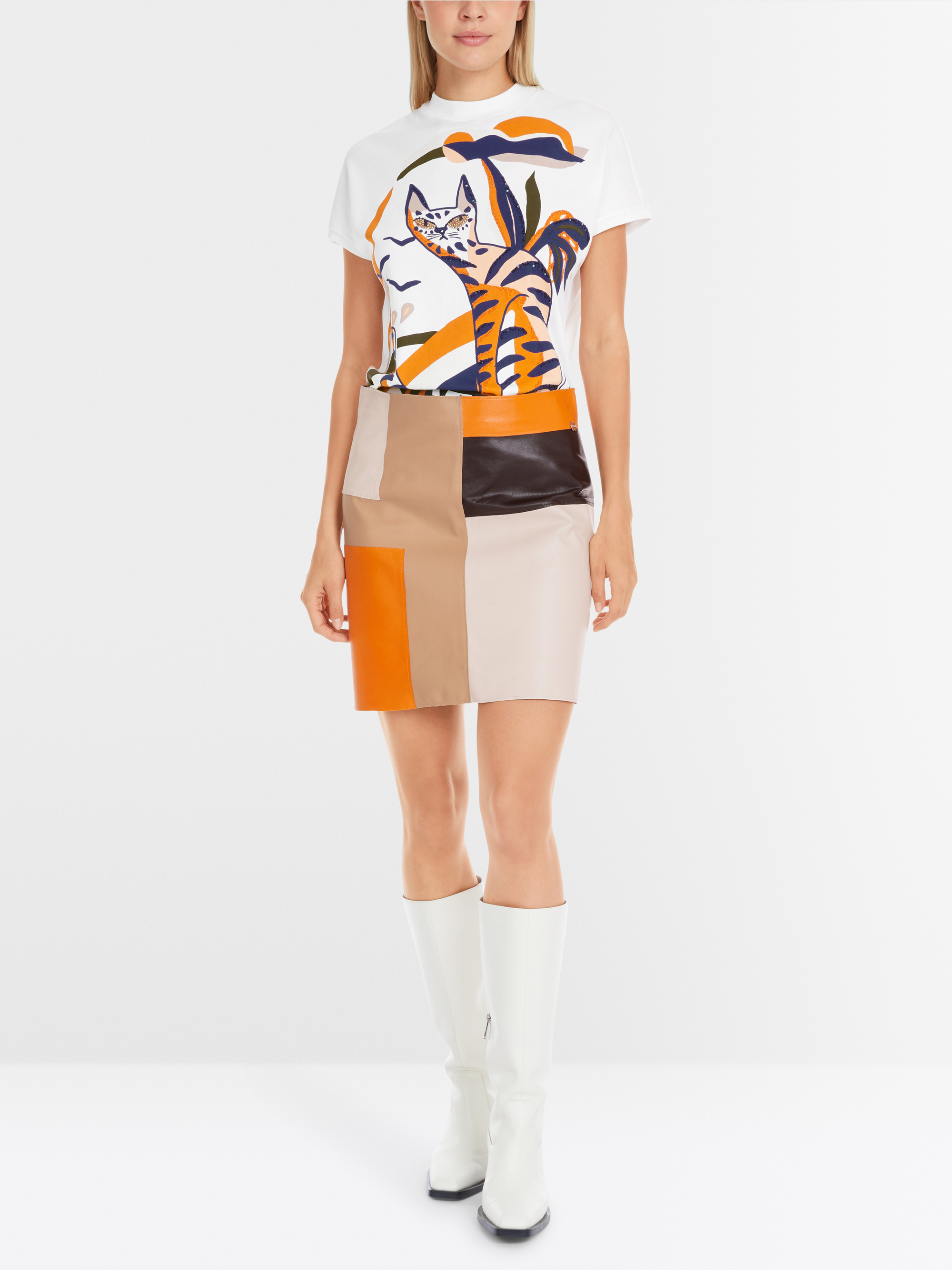 Marc-Cain Mini skirt made from lamb nappa