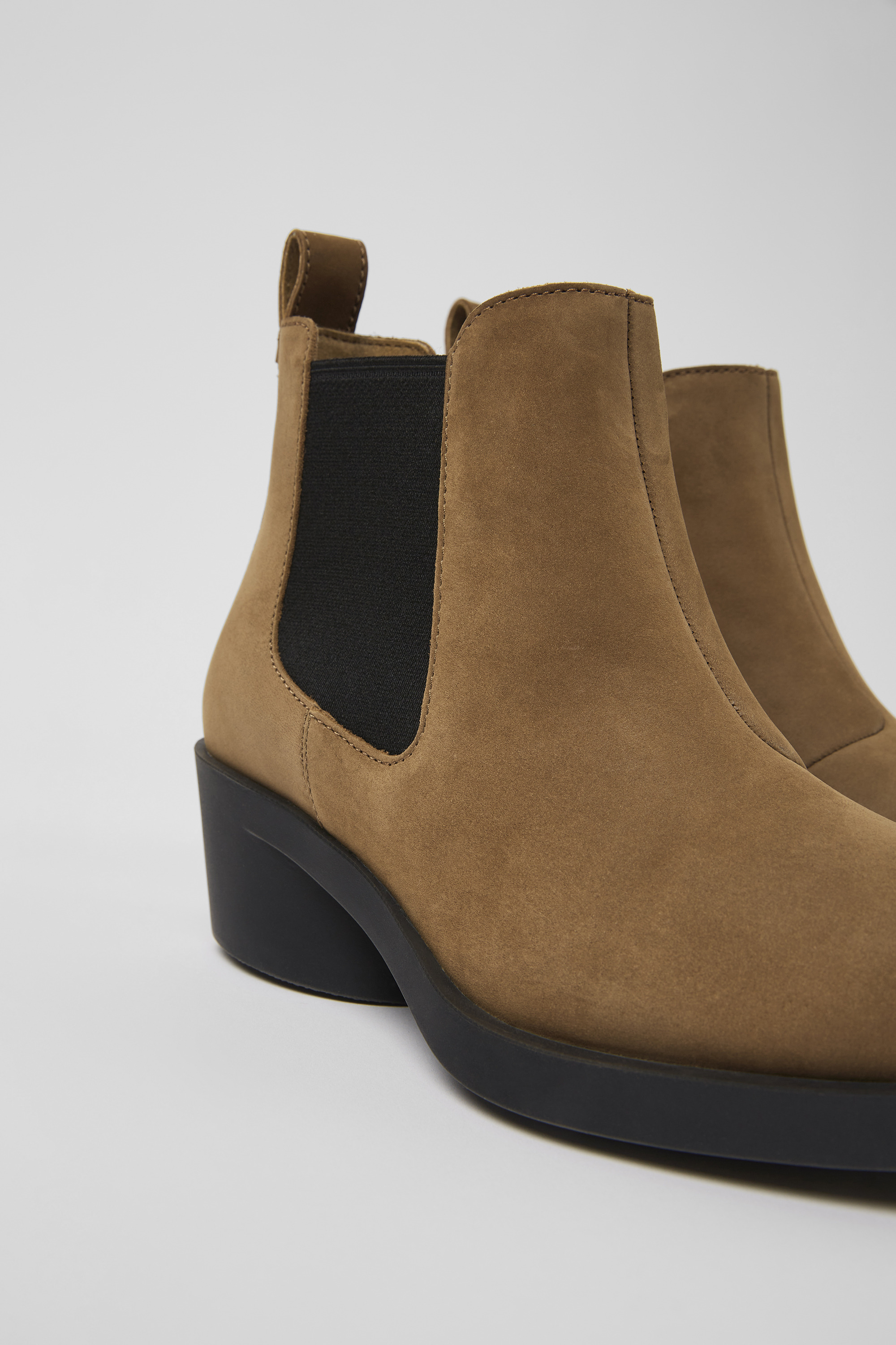 Bonnie - Brown nubuck ankle boots for women