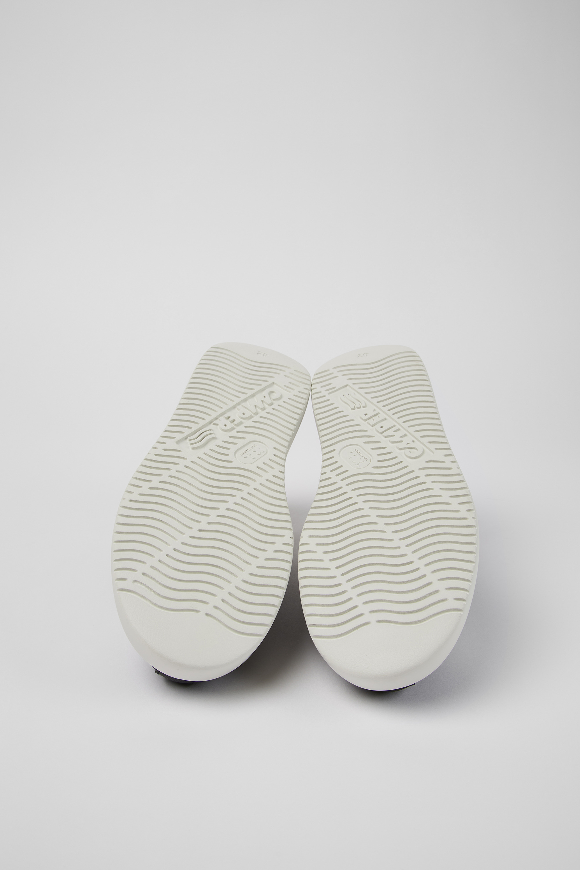 Runner K21 MIRUM - Black MIRUM textile sneakers for men