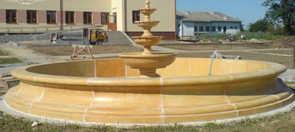 Casa Padrino borde de fuente barroco beige Ø 700 x A. 70 cm - Borde de fuente de jardín redondo - Magnífica decoración de jardín en estilo barroco