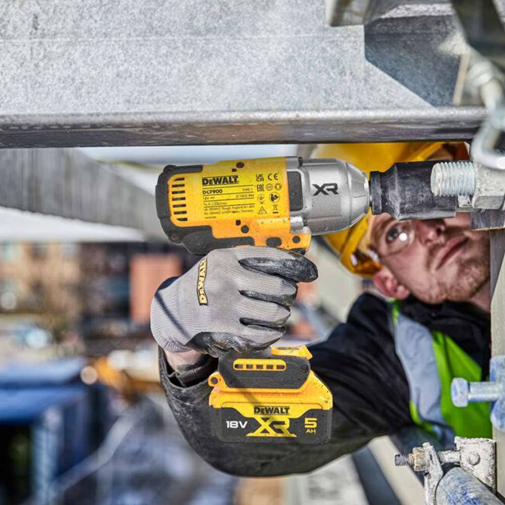 DEWALT 18V XR 1/2