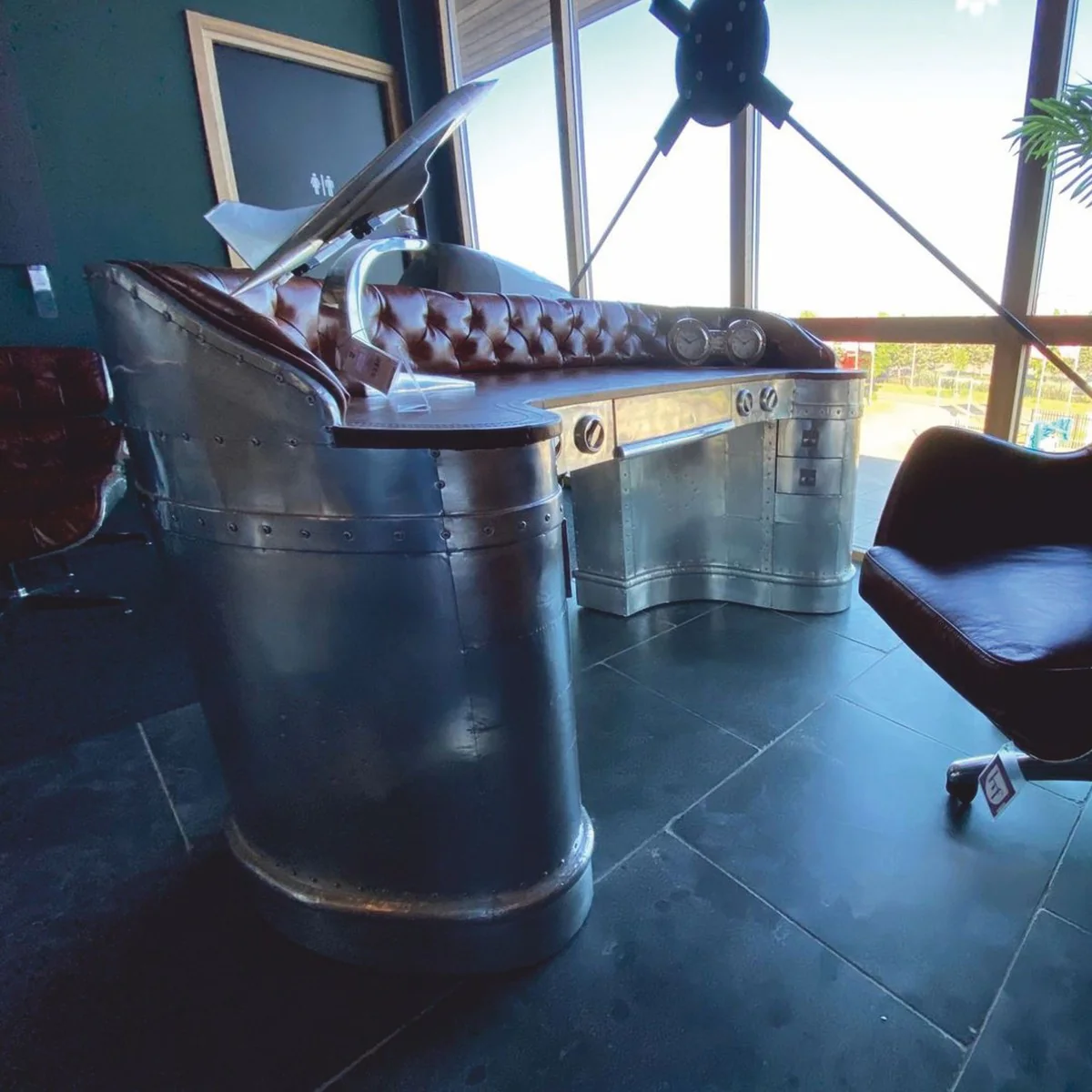 Casa Padrino Escritorio Avi¨®n de Aluminio Plate / Marr¨®n Oscuro 185 cm - Muebles de Oficina