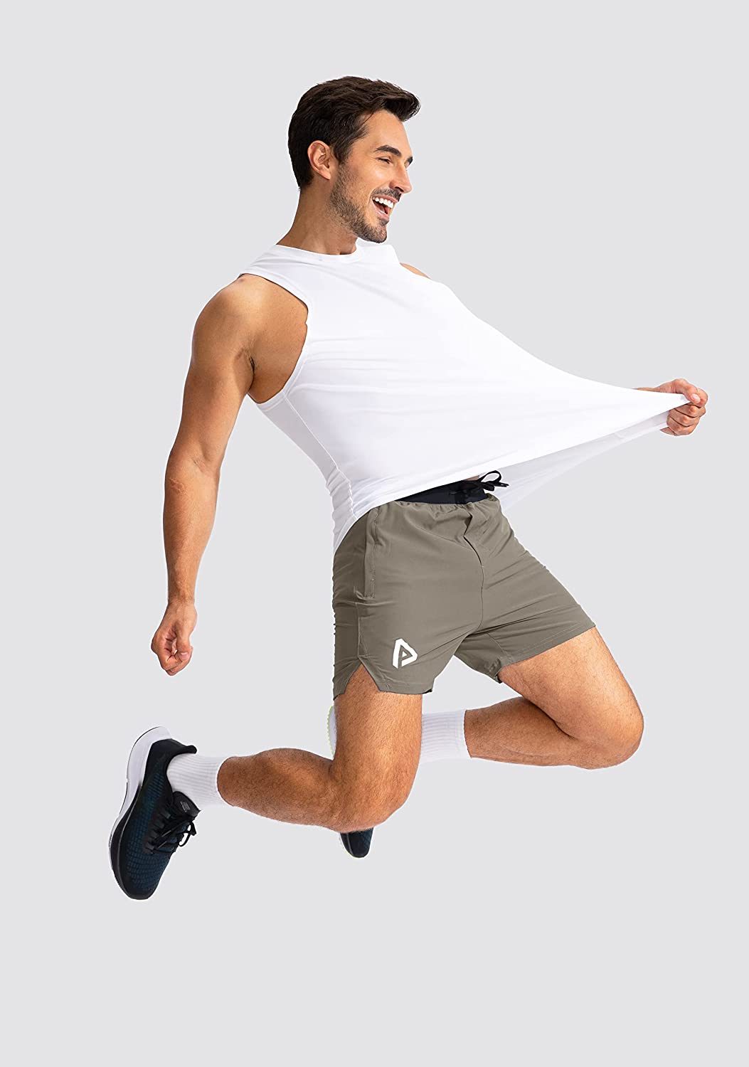 Men's Workout Running Shorts 5 Inch Lightweight Quick Dry Soccer Gym Athletic Shorts for Men with 3 Pockets