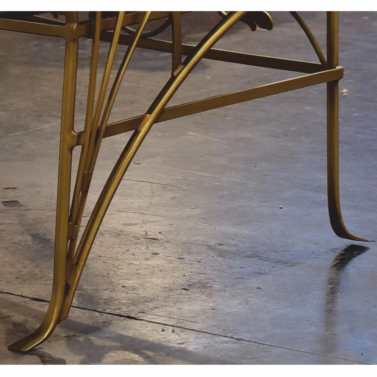 Casa Padrino Sof¨¢ Art Nouveau de Lujo Oro / Crema 435 cm - Sof¨¢ para Hotel y Jard¨ªn