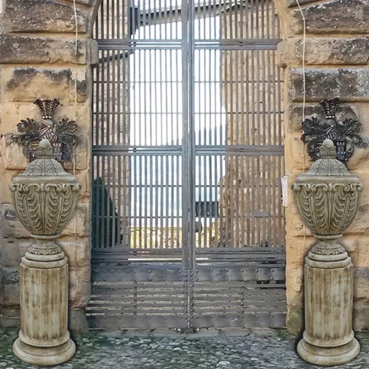 Casa Padrino conjunto de ¨¢nforas barrocos de lujo con columnas marr¨®n antiguo Al. 180 cm - Hecho en Italia