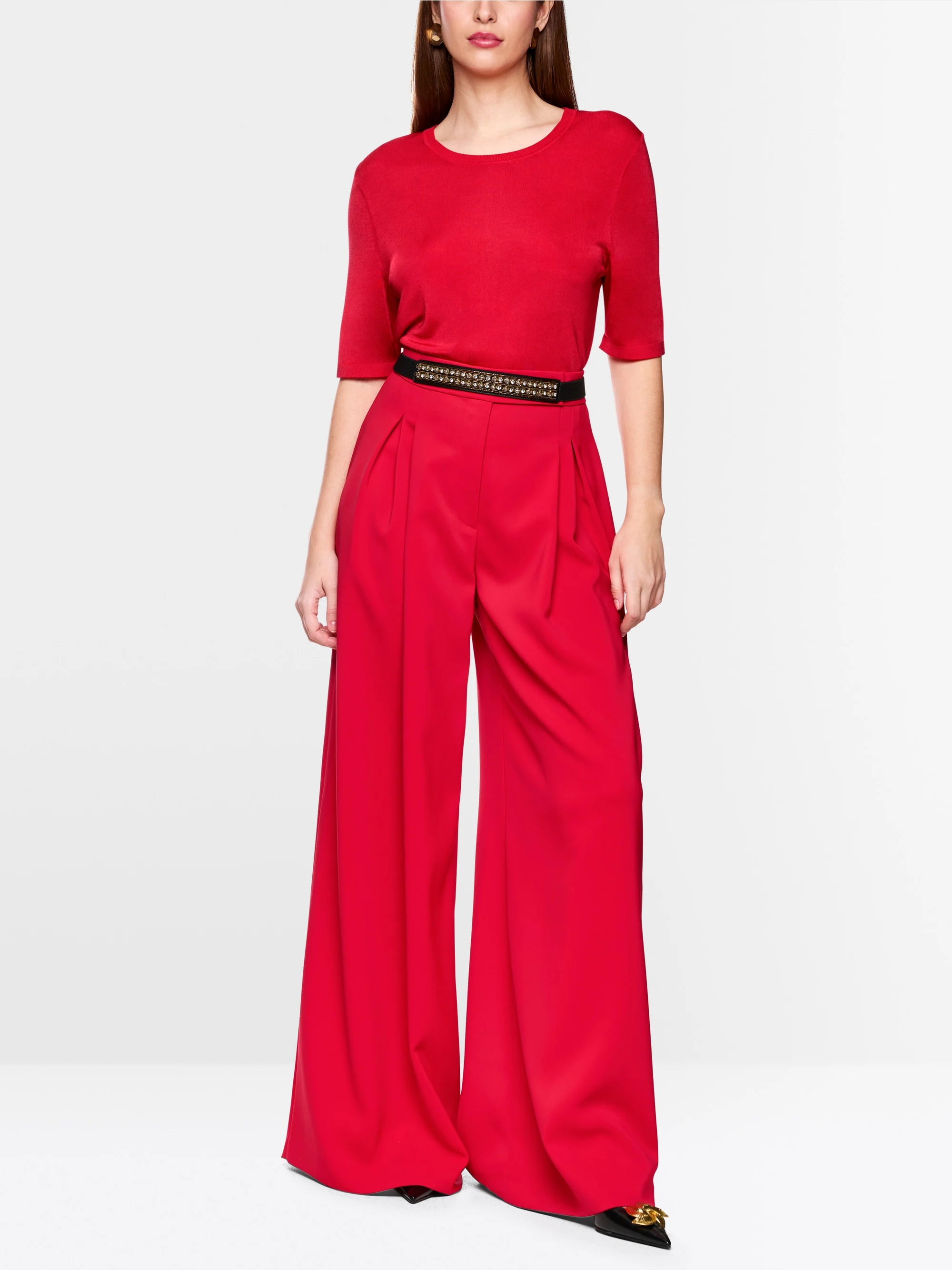 Marc-Cain Short jumper with round neckline