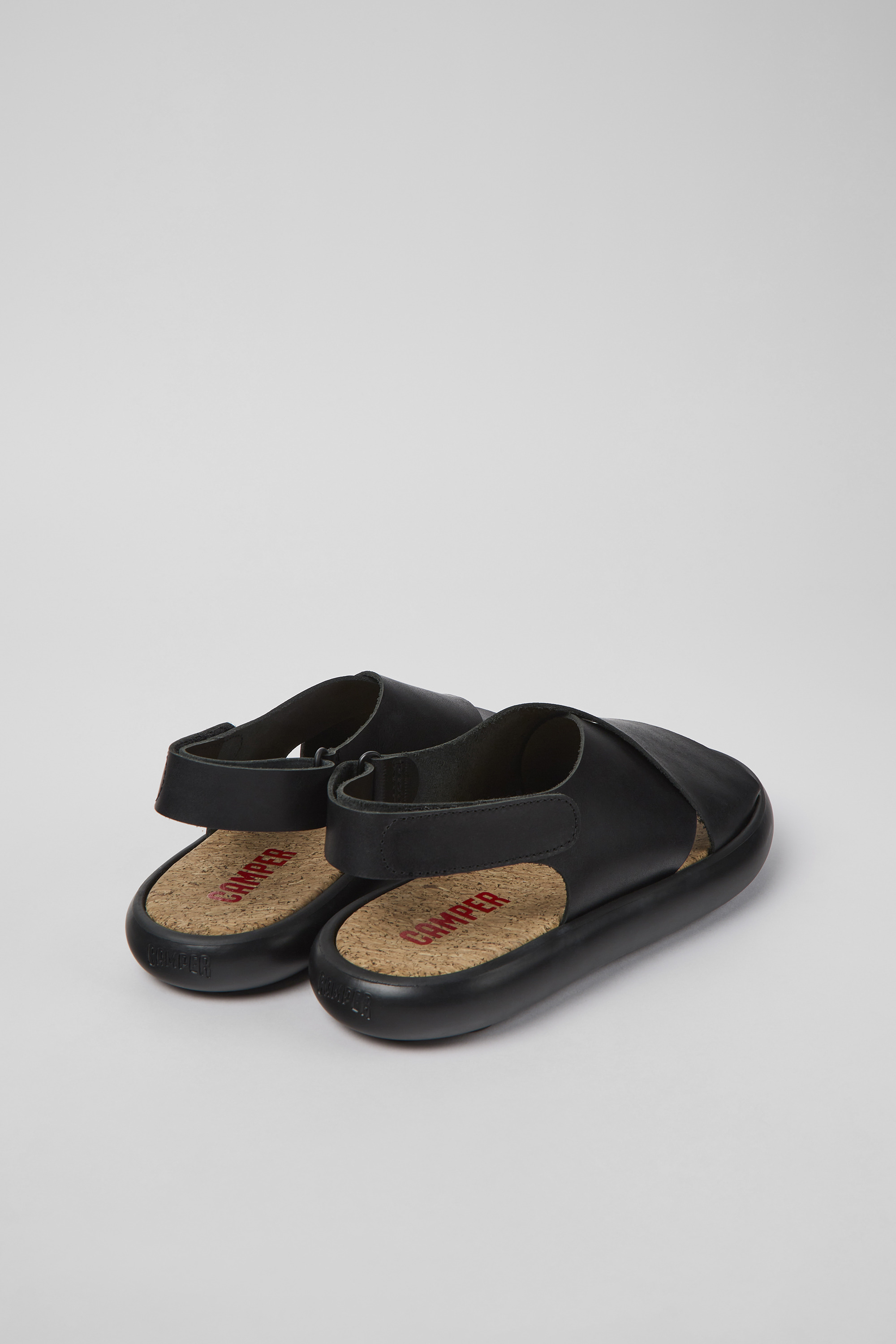 Pelotas Flota - Black leather sandals for women