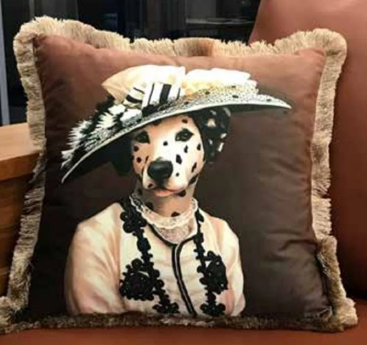 Casa Padrino almohada decorativa de lujo dama dálmata multicolor / marrón 45 x 45 cm - Almohada de terciopelo estampada con flecos - Calidad de Lujo