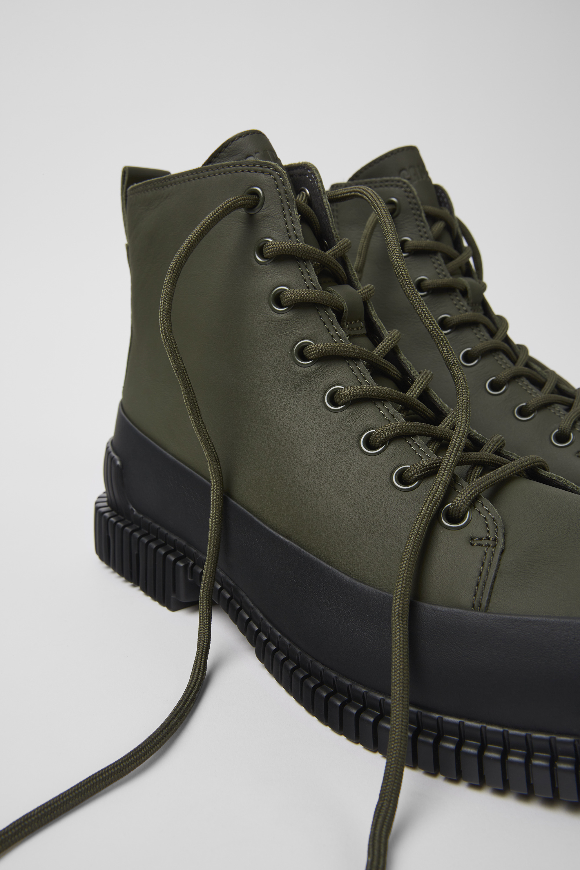 Pix - Smart khaki lace up boot for men