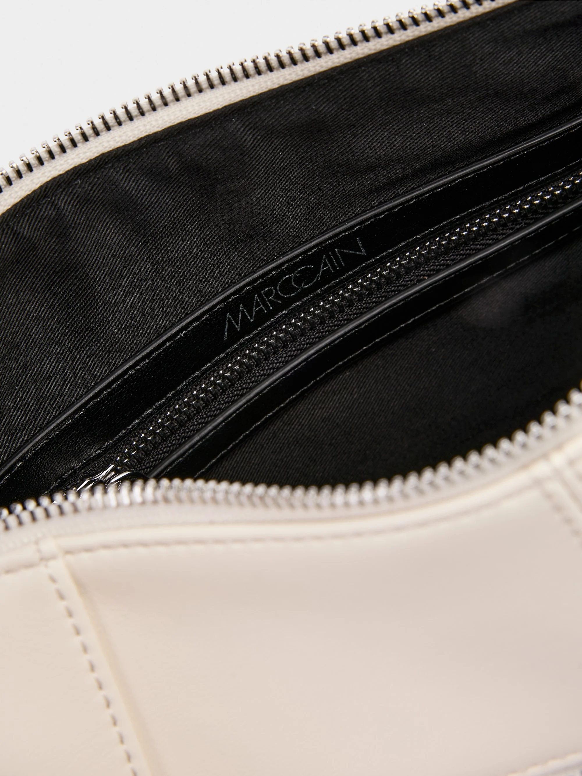 Marc-Cain Shoulder bag – 
