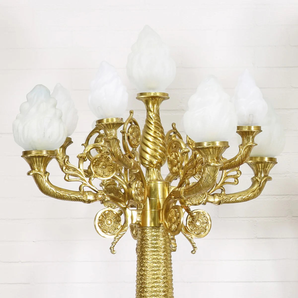 Casa Padrino baroque stand chandelier with marble pillars set mod1 cream / gold - Noble & Sumptuous